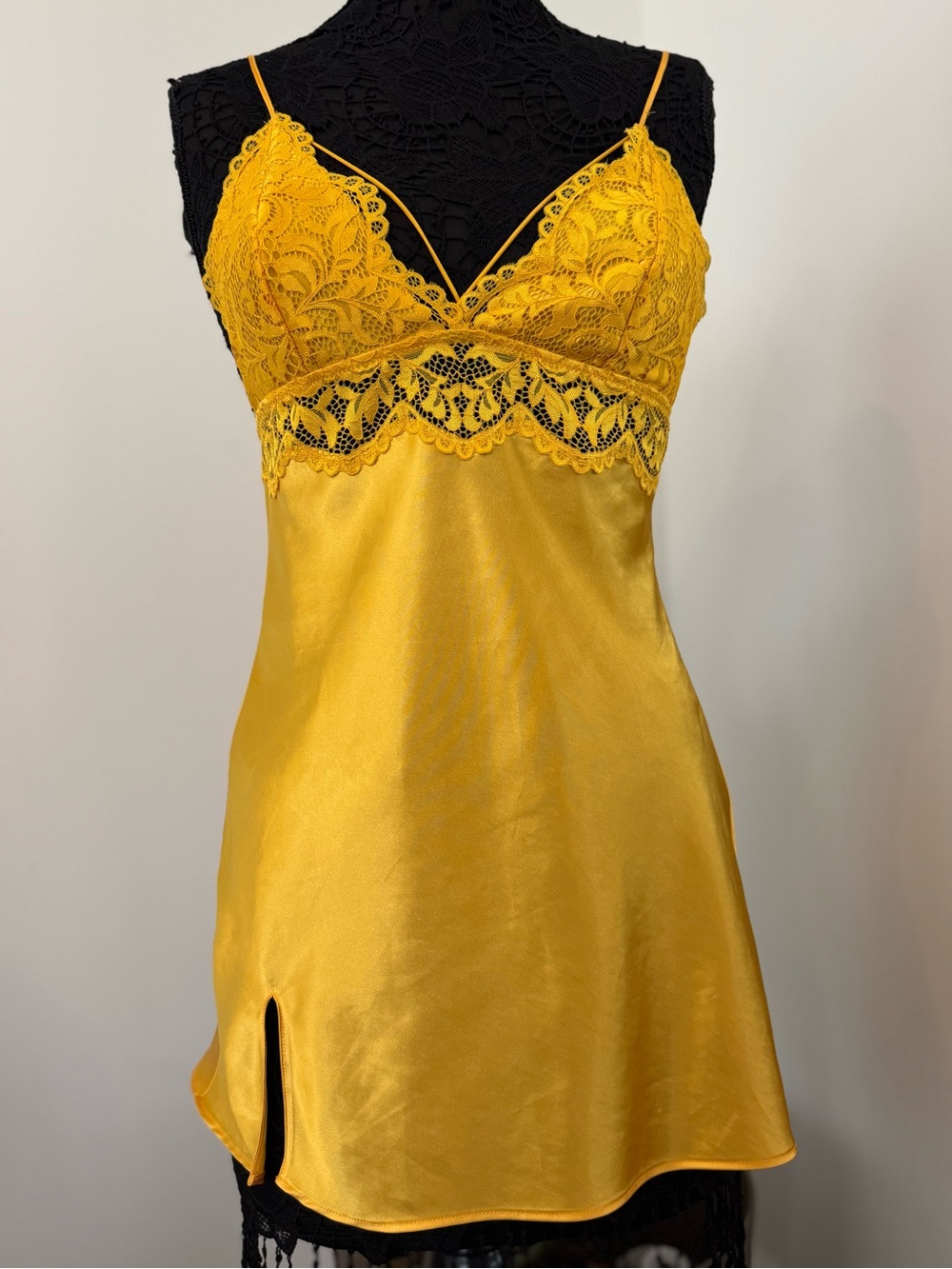 La SENZA Yellow Lace Satin Chemise
